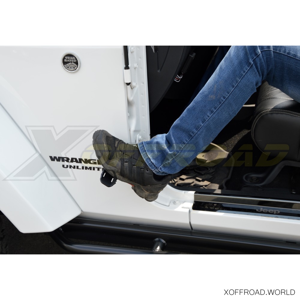Aramox Repose-pieds à charnière en fer pour voiture - Pédale de porte  extérieure - Convient pour Wrangler JK & Unlimited 2 portes ou 4 portes  2007-2017 (logo) : : Auto