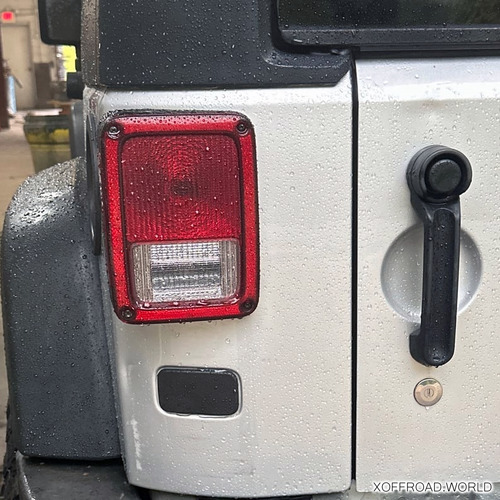 License Plate Delete Plug