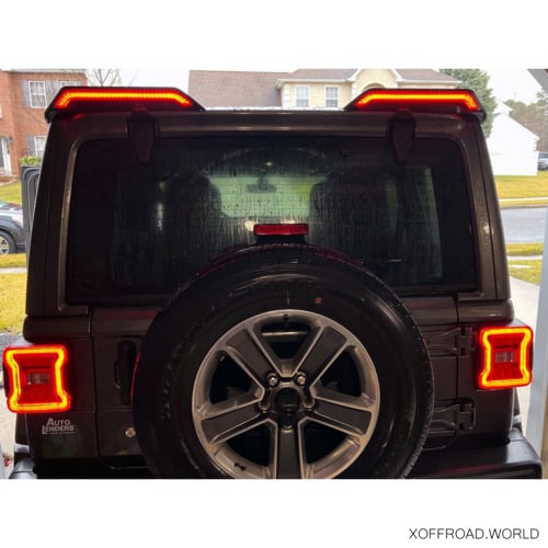 Roof Mounted LED Tail Light Spoiler