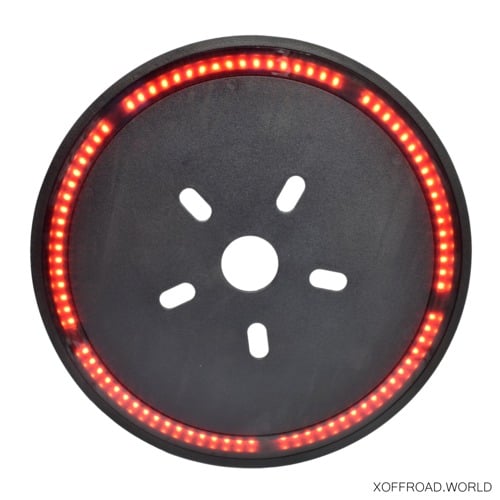 Terza Luce a LED di Stop ad Anello su Pneumatico di Scorta