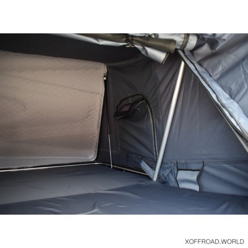 Hard Shell Roof Top Tent With Ladder