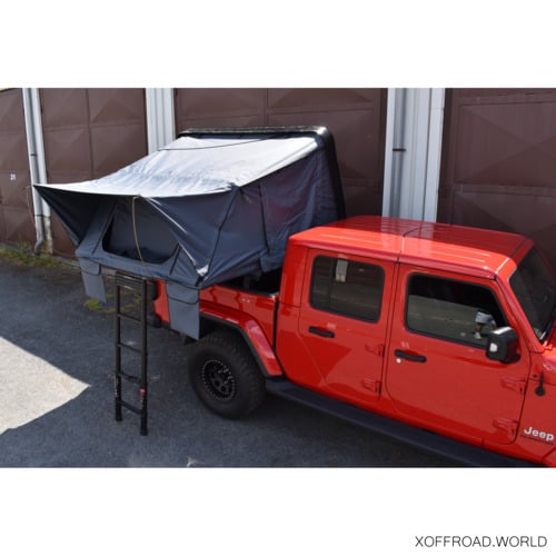 Hard Shell Roof Top Tent With Ladder