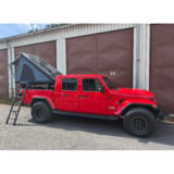 Hard Shell Roof Top Tent With Ladder