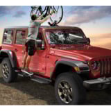 Marches d'armure latérale